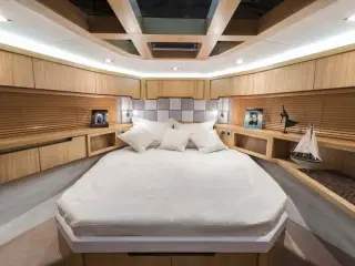 Galeon 485 HTS