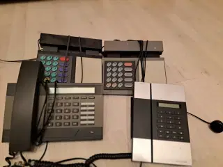 4 Fastnet telefoner sælges
