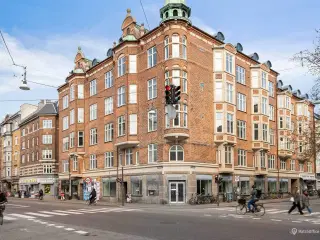 Lyst kontor i hjertet af Nørrebro - 300 meter fra Nørrebros Runddel metrostation.