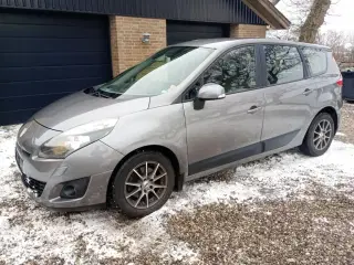 Renault Grand Scenic III 1,9 dCi 130 Dynamique