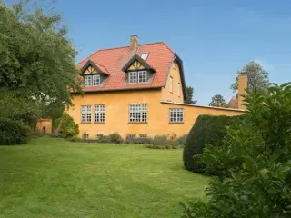 253 m2 hus/villa på Lykkevej, Charlottenlund, København