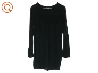 Kjole fra Hummel (str. 140)