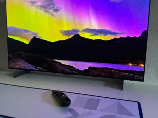 LG 42'' OLED evo C3 - 4K TV