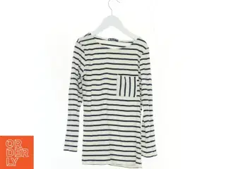 Bluse fra Petit Bateau (str. 152 cm)