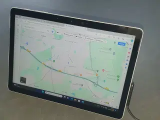 Surface GO 2 Tablet