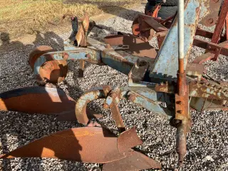 Øverum plov 2 furet