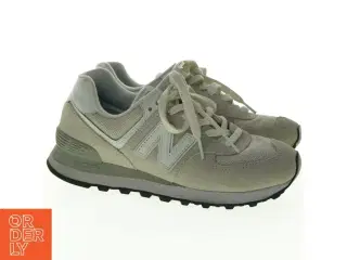 New Balance sneakers (str. 38)