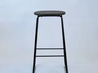 Earth Stool af Eva Harlou - Coffee Waste Dark
