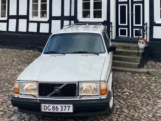"Herregårdsvognen" Volvo 245