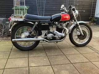Norton commando 850