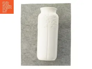 Dekorativ vase fra Bay fra Bay (str. Ø 15x40 cm)