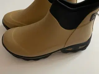 Kort gummistøvle