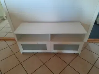Brimnes tv-bord fra Ikea