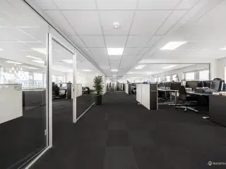 Kontorlejemål på 2.082 m² i Avedøre Holme