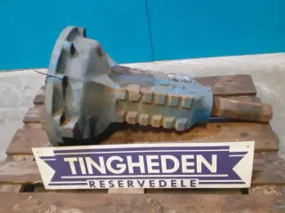 Ford 8630 Lår D6NN-4198BB