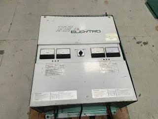 F. N. Lader 24 / 48 volt