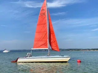 Katamaran 17` 3 sejl,motor,ophalervogn