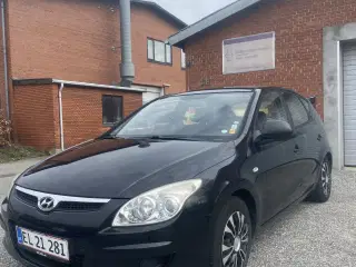 Super god bil /plads og komfort🚘