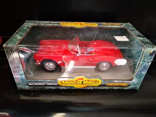 Modelbil, American Muscle ERTL Corvette Cab. 1:18