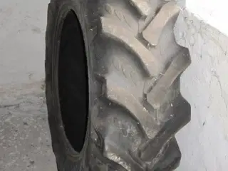 1 stk. BKT Farm 2000 traktordæk 13,6 X 28"