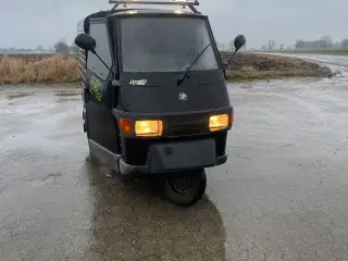 Piaggio ape 50 tuk tuk