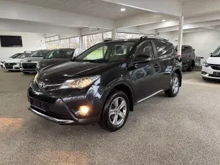 Toyota RAV4 2,0 D-4D T2+