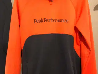 Super lækker Peak Performance hættetrøje
