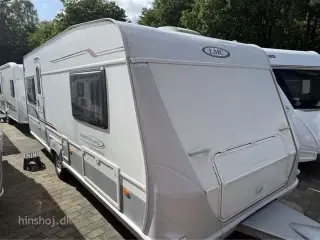 2009 - LMC Concerto 550 E   Rigtig fin vogn med enkelsenge fra Hinshøj Caravan A/S