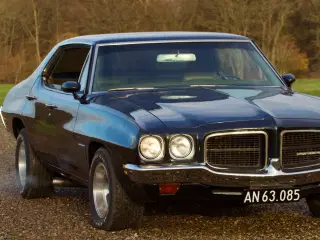 Pontiac Lemans Sport 7.7L V8,