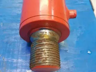 Taarup 3310C Cylinder KT 69373000