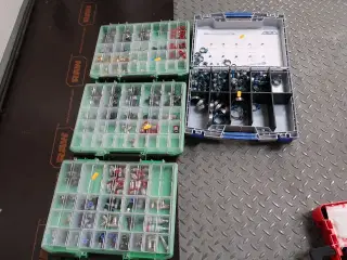 4 stk. sortimentskasser med div. Fittings