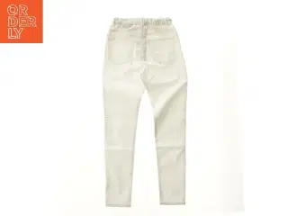 Bukser fra H&M (str. 140)