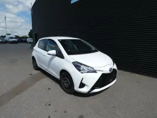 Toyota Yaris 1,5 Hybrid H2 Limited E-CVT 100HK 5d Trinl. Gear