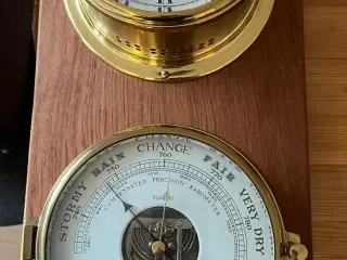 Skibsur og barometer