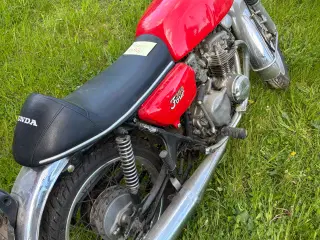 Honda 350 Four