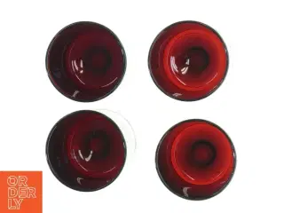 Rødvinsglas (str. H. 9 cm ø. 5,5 cm)