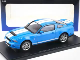 1:18 Ford Shelby GT 500 2010