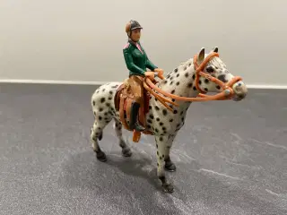 Schleich hest med rytter