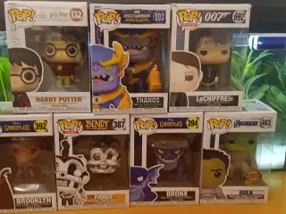 Pop figure