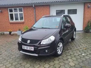 Suzuki sx4 glx 2014  træk  velholdt 