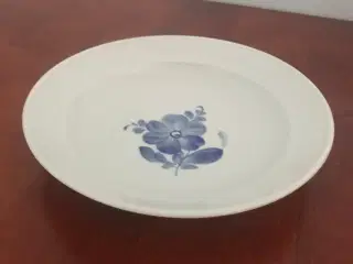 Blå blomst dybe tallerkner