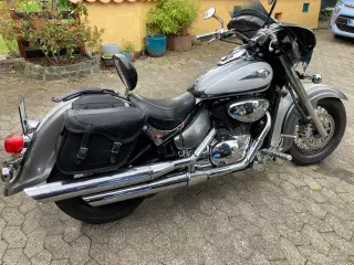 SUZUKI VL 800