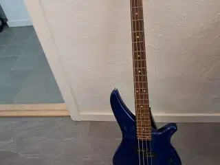 Yamaha El Bas