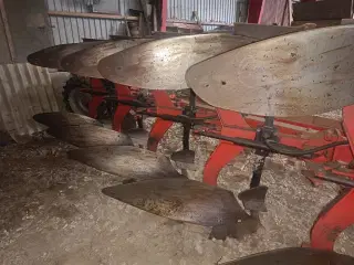Överum /Massey Ferguson 6 furet
