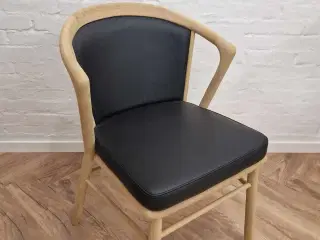 Nye spisebordsstole