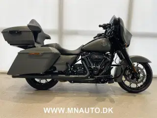 Harley Davidson FLHXS Street Glide Special 114"