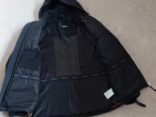 Sort soft shell vinter jakke. 