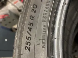 Michelin vinterdæk 255/45r20