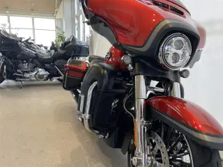 Harley Davidson FLHXSE Street Glide CVO 117"