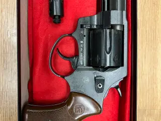 Signal revolver Röhn 34